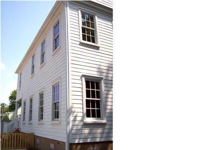 32 Humphrey Ct, Charleston, SC 29403