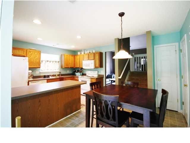 8028 Shadow Oak Dr, North Charleston, SC 29406