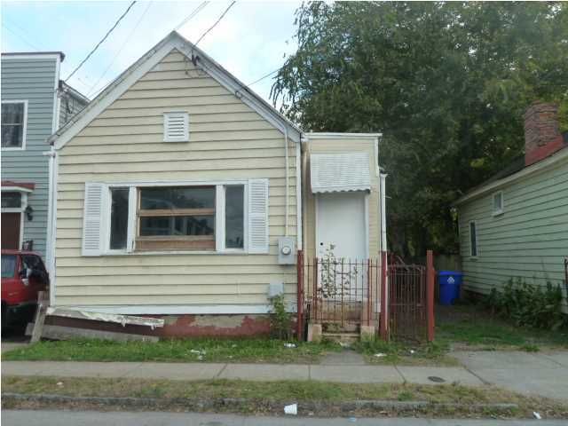 135 Bogard St, Charleston, SC 29403