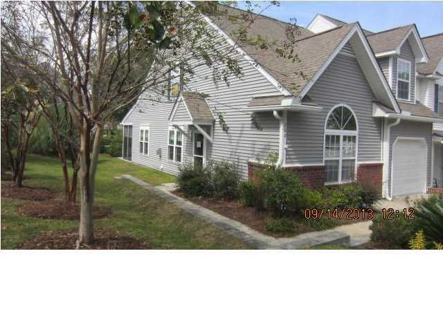 200 Darcy Ave, Goose Creek, SC 29445