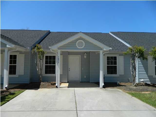 7877 Montview Rd, North Charleston, SC 29418