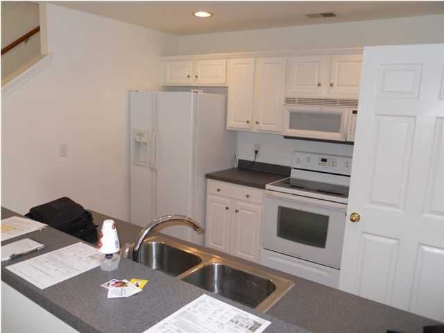 9092 Maple Grove Dr, Summerville, SC 29485
