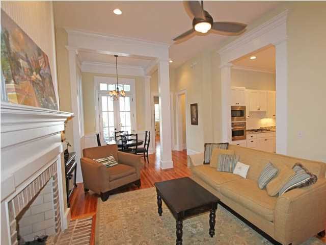 187 Ionsborough St, Mount Pleasant, SC 29464