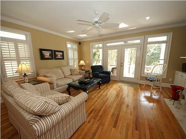 8 Commons Ct, Isle Of Palms, SC 29451