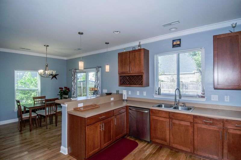 8861 Kellum Dr, North Charleston, SC 29420