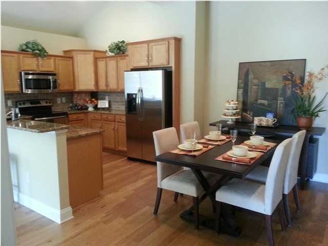 297 Village Stone Cir, Summerville, SC 29483