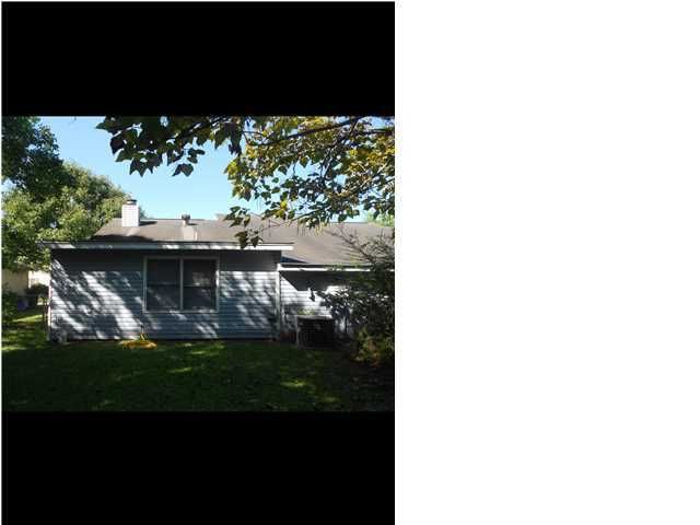 5144 Scarsdale Dr #B, North Charleston, SC 29418