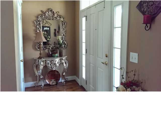 402 Hydrangea St, Summerville, SC 29483