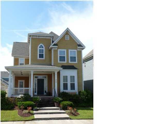 210 White Gables Dr, Summerville, SC 29483
