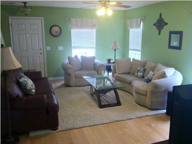 1605 Ashley Ct, Summerville, SC 29483