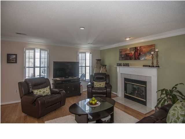 2104 Kings Gate Ln, Mount Pleasant, SC 29466