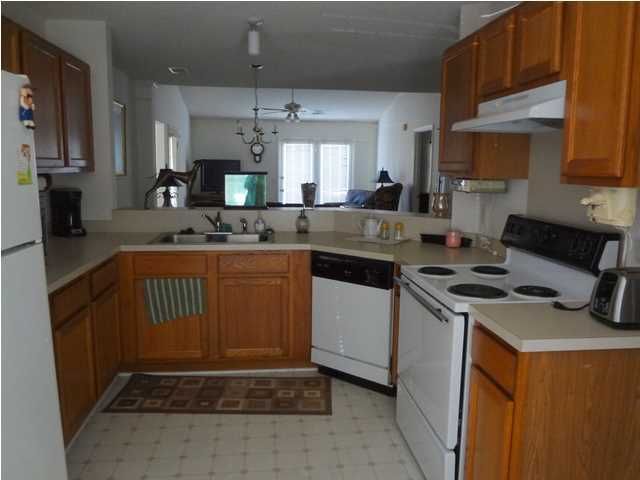 217 Hardee Ave, Summerville, SC 29485