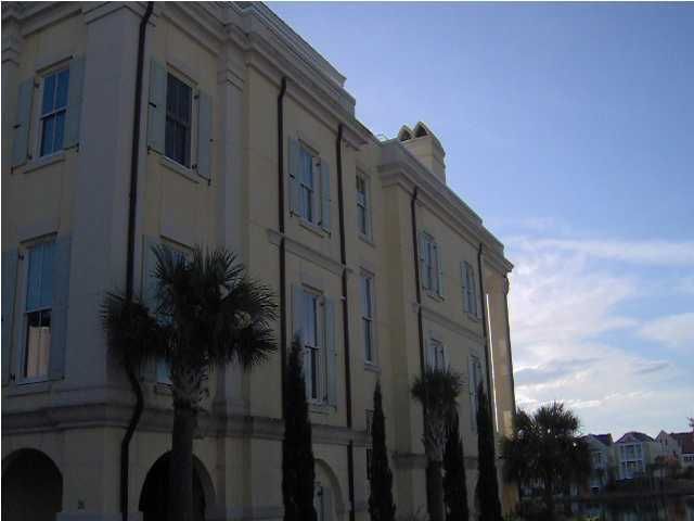31 Krier Ln, Charleston, SC 29464
