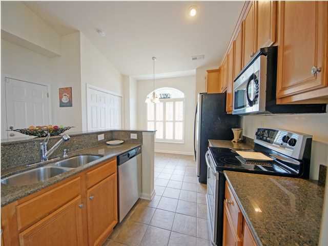 3024 Candela Grove Dr, Charleston, SC 29414