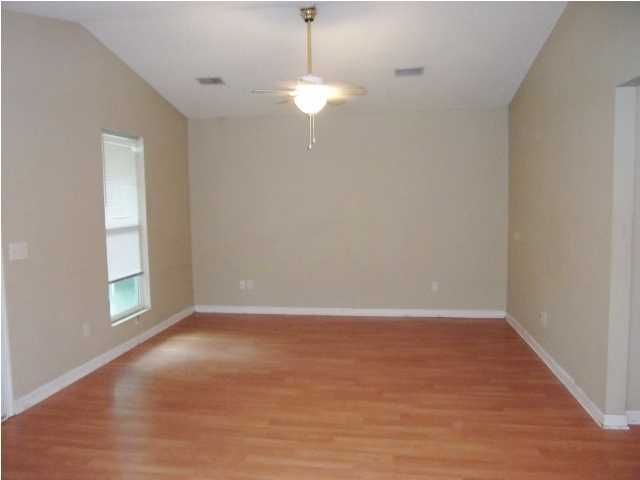 1129 Bexley St, North Charleston, SC 29405