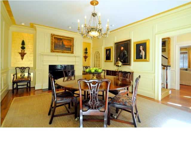 2 Bedons, Charleston, SC 29401
