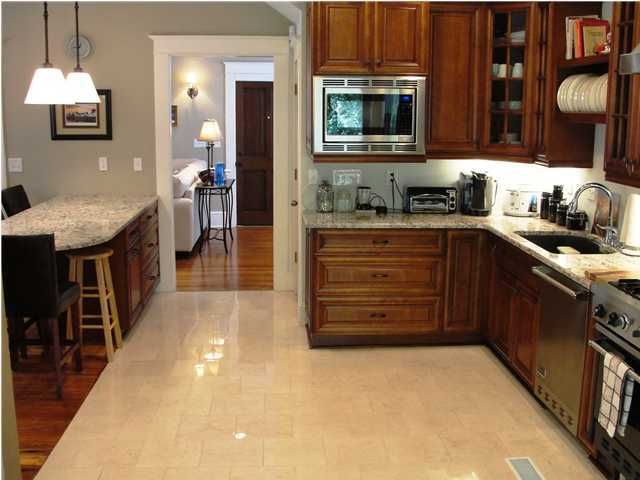 858 Rutledge Ave, Charleston, SC 29403