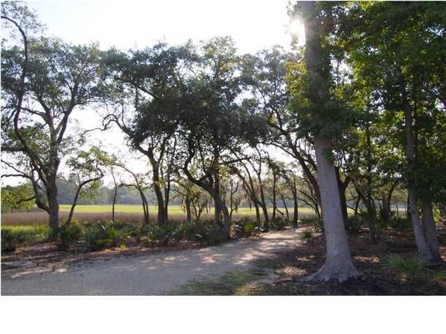 1146 Barfield St, Charleston, SC 29492