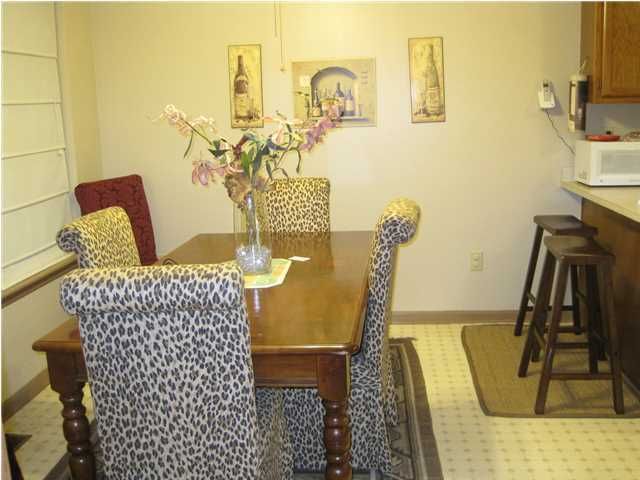 552 Beechcraft St, Charleston, SC 29407