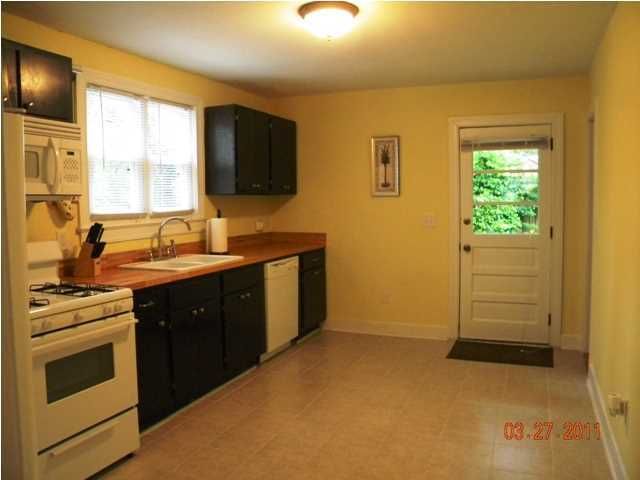 8 Darlington Ave #A, Charleston, SC 29403