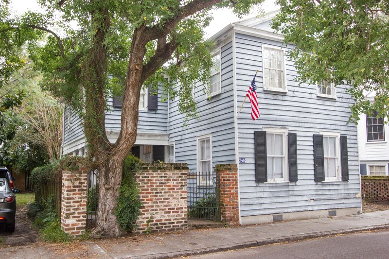 146 Tradd St, Charleston, SC 29401