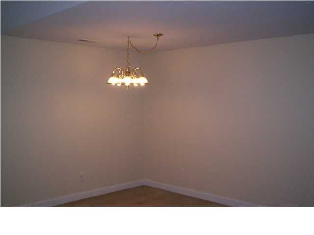 9109 Woodcreek Ct, North Charleston, SC 29406