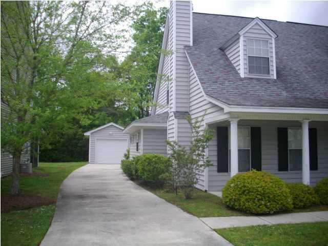 1326 Fenwick Plantation Rd, Johns Island, SC 29455
