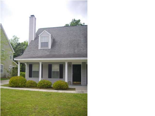 1326 Fenwick Plantation Rd, Johns Island, SC 29455