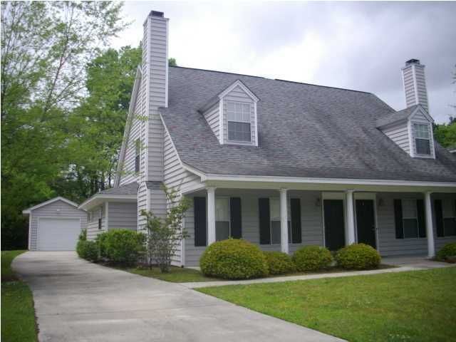 1326 Fenwick Plantation Rd, Johns Island, SC 29455