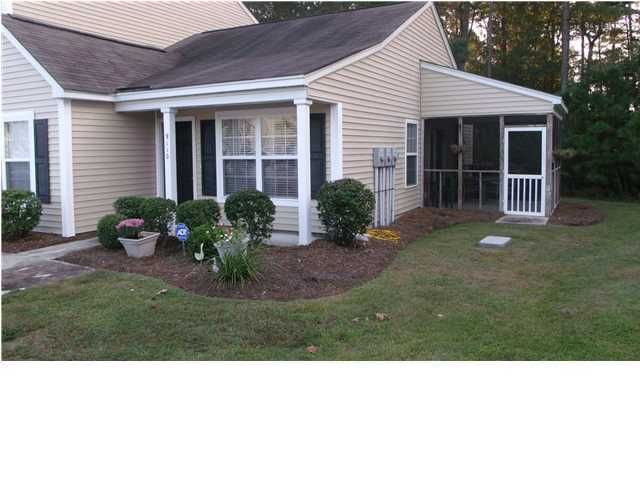 9110 Maple Grove Dr, Summerville, SC 29485