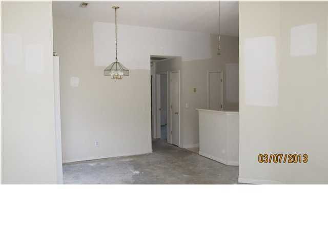 511 Hedge Way, Summerville, SC 29483