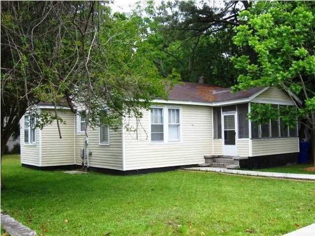 1908 Riverview Ave, North Charleston, SC 29405