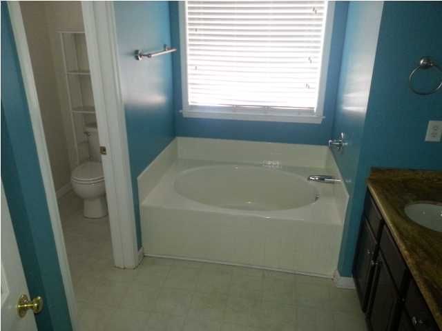 225 Pimpernell St, Summerville, SC 29483