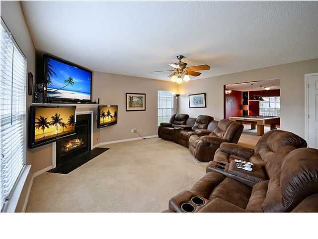 1121 Deerberry Rd, Hanahan, SC 29410