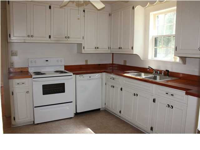 1237 Wisteria Rd, Charleston, SC 29407
