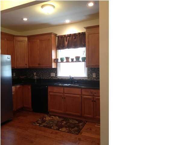 1930 Chestnut Oak Ln, Charleston, SC 29414
