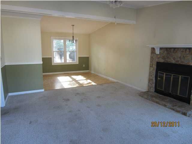 321 Winding Trail Ln, Summerville, SC 29483