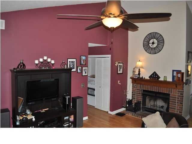 118 Shropshire Ct, Goose Creek, SC 29445