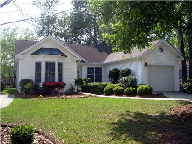 9111 Delancey Cir, North Charleston, SC 29406