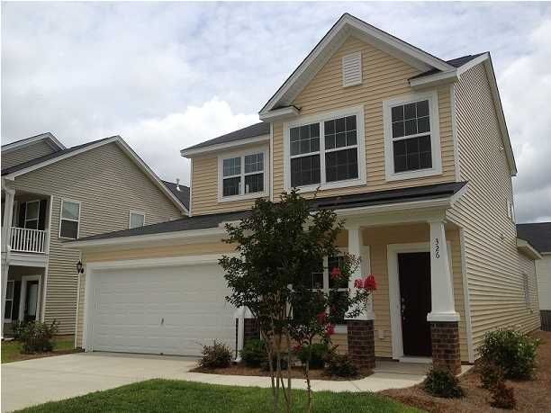 326 Drayton Place Dr, Moncks Corner, SC 29461