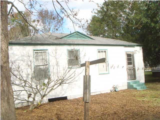 4005 Niagara St, North Charleston, SC 29405