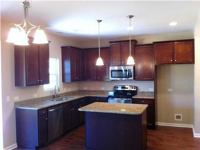 624 Mountain Laurel Cir, Goose Creek, SC 29445