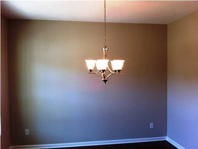624 Mountain Laurel Cir, Goose Creek, SC 29445