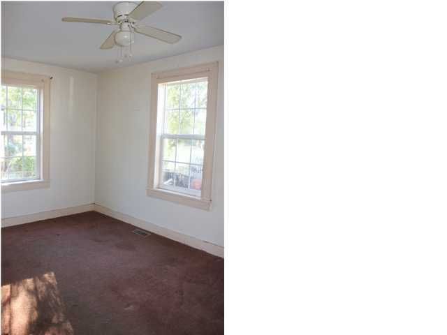 2665 Lawrence Dr, North Charleston, SC 29405