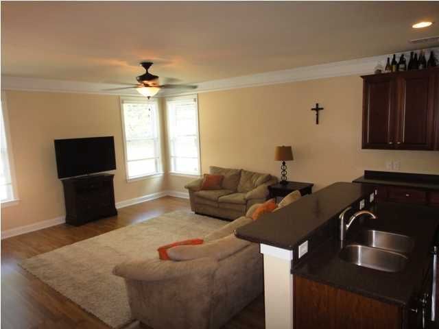 1527 Seabago Dr, Charleston, SC 29414