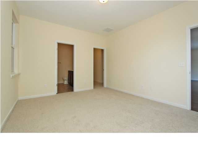 7836 Magellan Dr, North Charleston, SC 29420