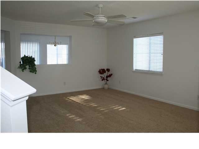 8058 Long Shadow Ln, North Charleston, SC 29406