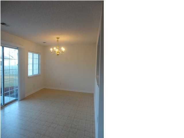 8058 Long Shadow Ln, North Charleston, SC 29406