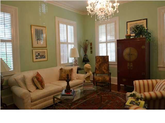 22 New St, Charleston, SC 29401