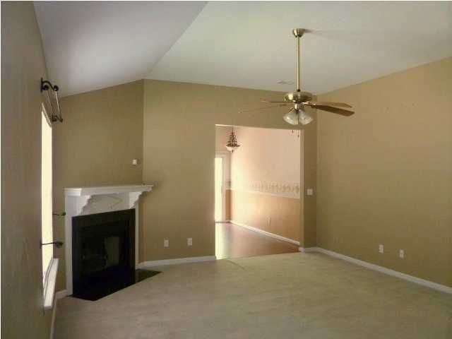 8122 Honeysuckle Lake Dr, North Charleston, SC 29420